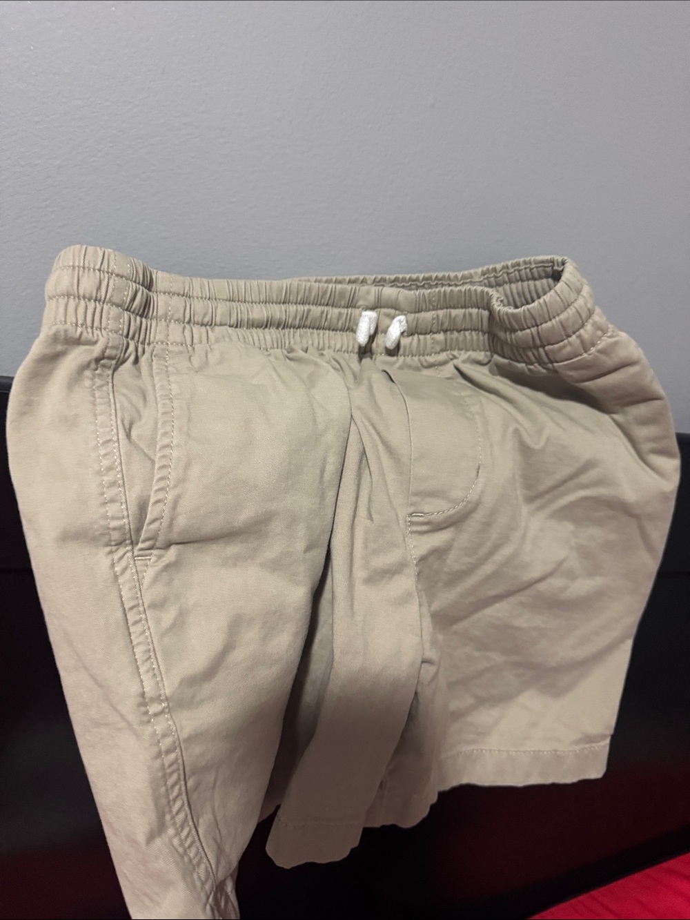 Boy’s Vineyard Vine Khaki Elastic-Waist pull on Shorts - Picture 4 of 4